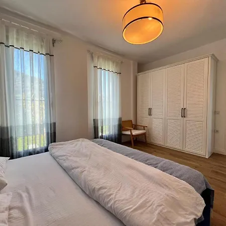 4 Bedroom With Private Pool And Separate Staff In Villa Yalıkavak